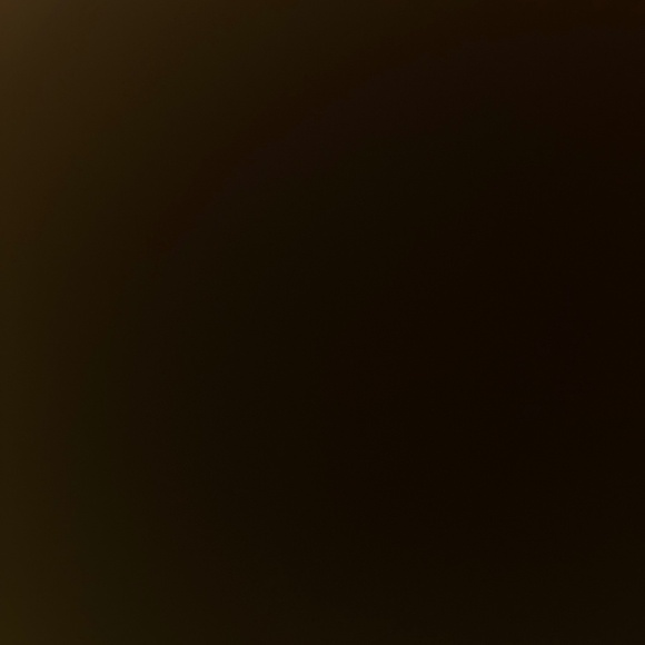 Meet your Posher, Eliza - Picture 1 of 2